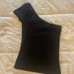 One shoulder blank tee